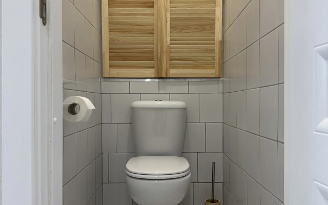 Uyutnaya yevrodvushka ryadom s Kremlem Flat