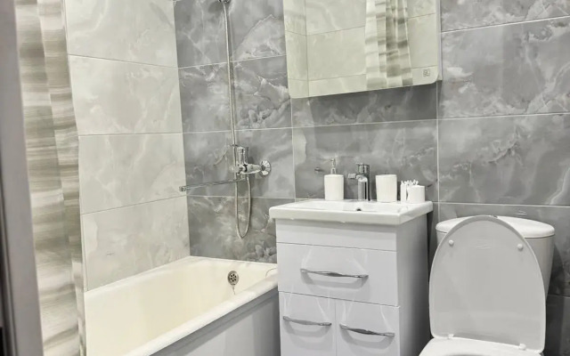 Квартира на Челюскинцев 3