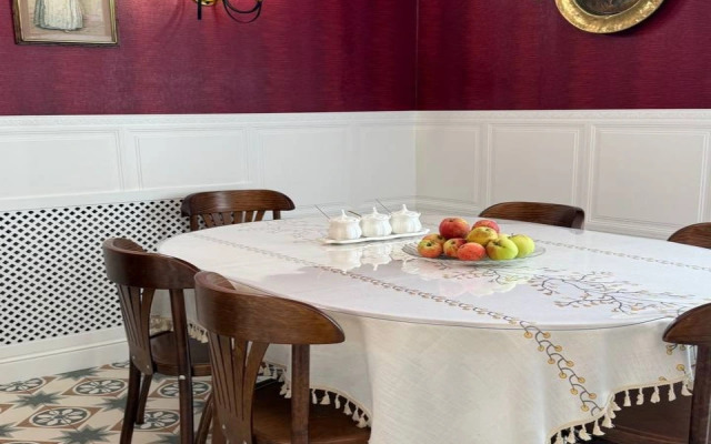 Zelyonaya Villa Hotel