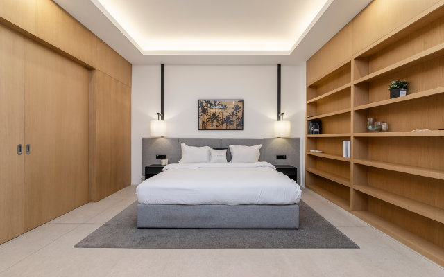Tropical at Royal Amwaj with Private Beach Apartment