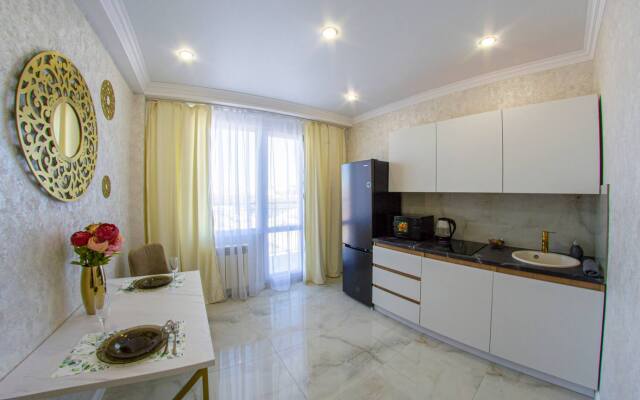 Ryadom S Muzykalnym Teatrom Flat