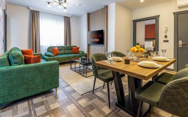 Отель BayMari Suites City Life