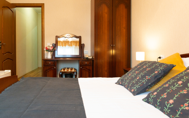 Schipok Hotel