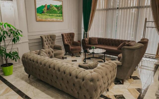 Resident Hotel