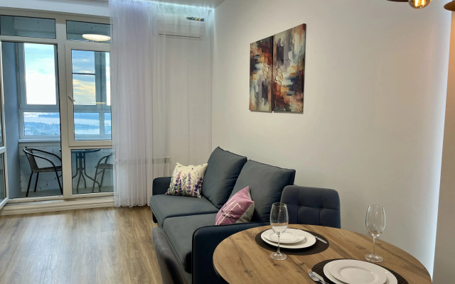 S prekrasnym vidom na Volgu Flat