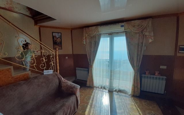Dizajnerskij Melnitsa House