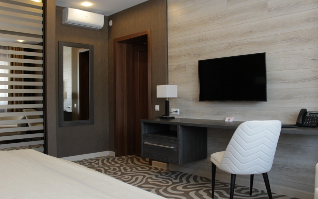 MG Hotel