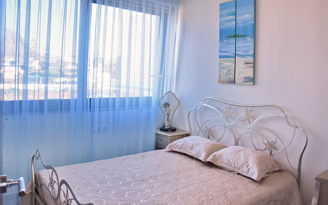 Beach front Maria Villa