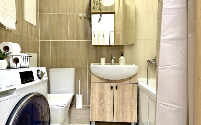 Studiya Merenga V Tsentre Goroda Flat