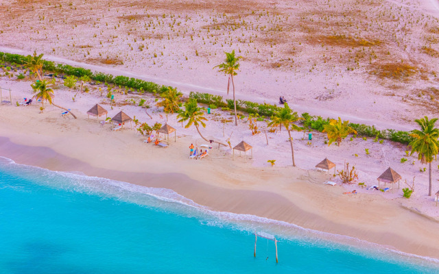 Beach Hotel Guraidhoo