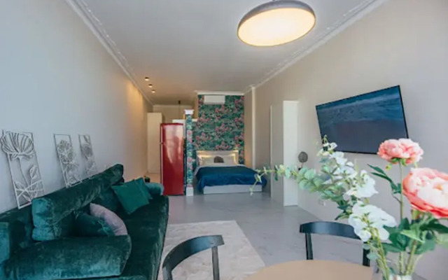 C Shikarnym Vidom na More Flat