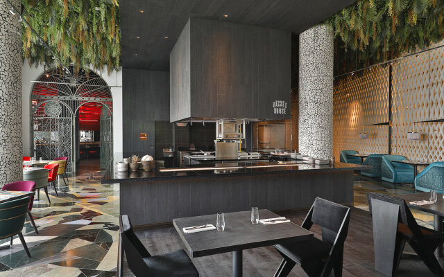 Yas Hotel Abu Dhabi