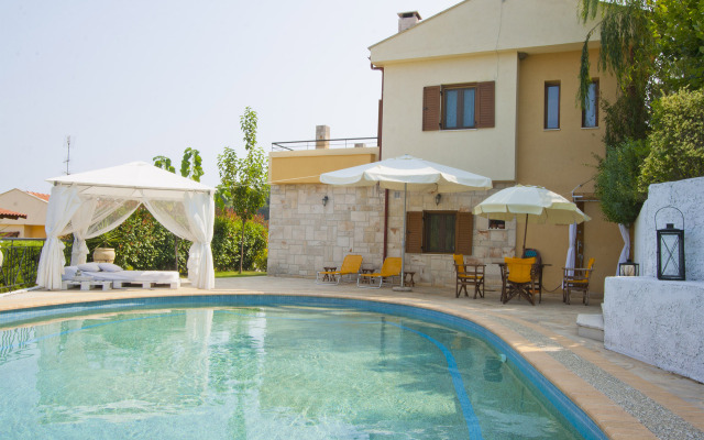 Bozis Private Pool Siviri Villa