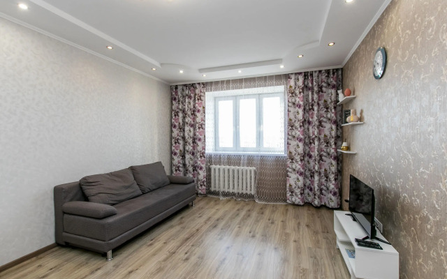 Na Maksima Gorkogo Apartments