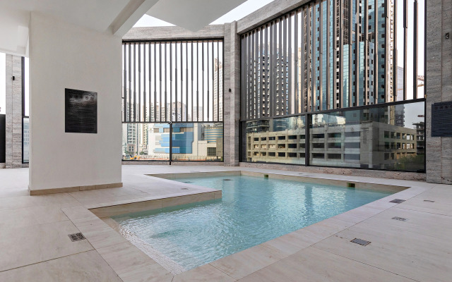 Modern Studio at Paragon Apartments