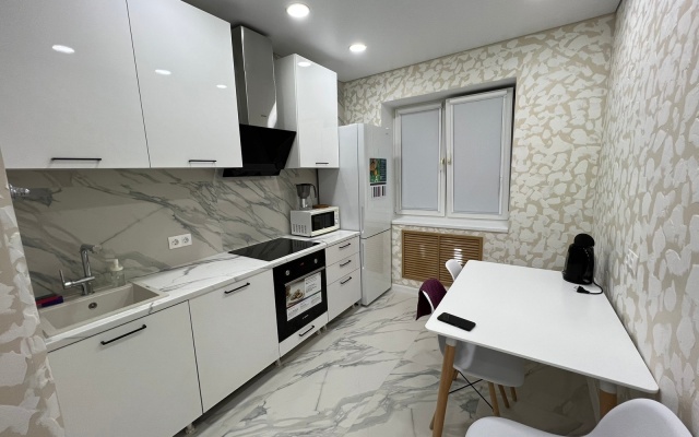 Апартаменты Трехкомнатные на Олимпийской 83