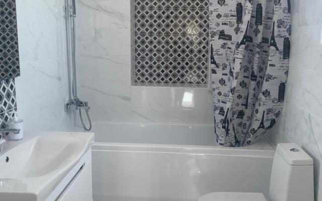 Eleni Guest House