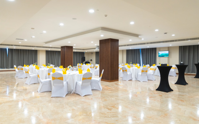 Отель Hotel Kyriad Hotel, Salalah