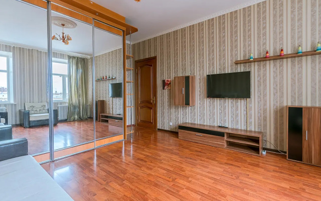 Квартира Бридж Апарт на Ефимова (Квартира  трёхкомнатная рядом с Юсуповским садом)