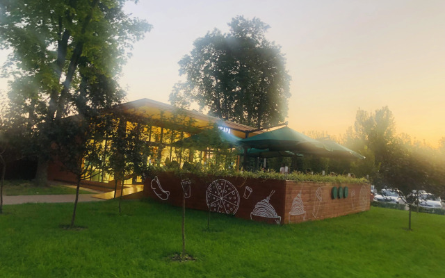 Bolshaya dvushka s otdelnymi komnatami Flat