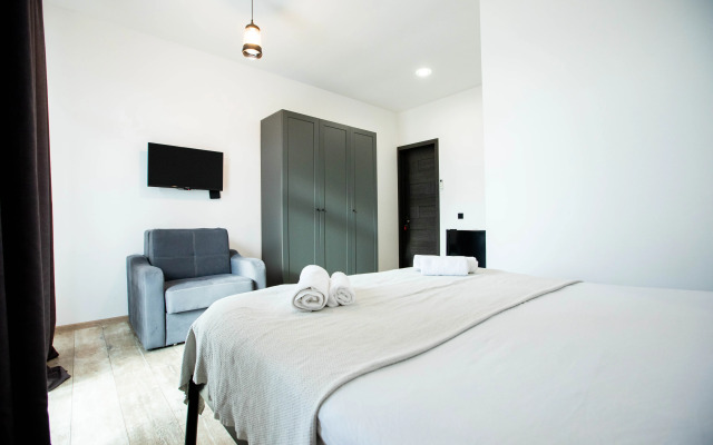 Level Up Hotel
