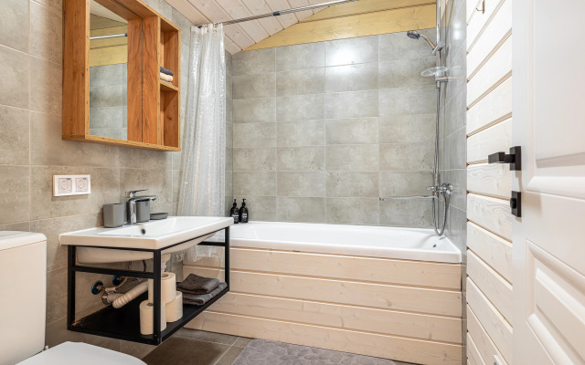 Semeyny Komfort Guest House