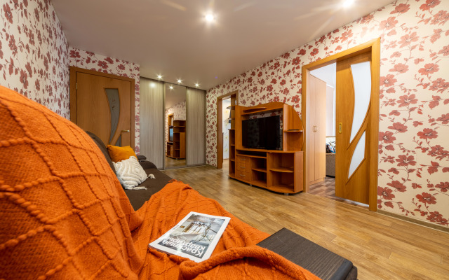 Апартаменты Домино по ул. Комарова,7