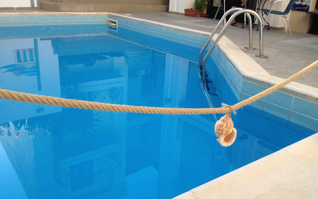 Отель Renia Studios