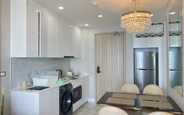 Copacabana Beach Jomtien 4498 Apartments