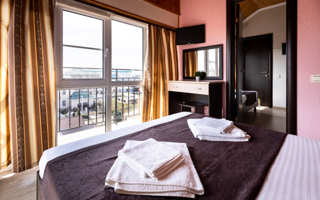 Kipr Guest House
