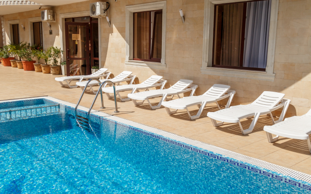 Natalya Guest House
