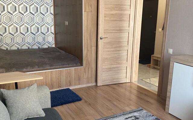 Svoy Lux Flat