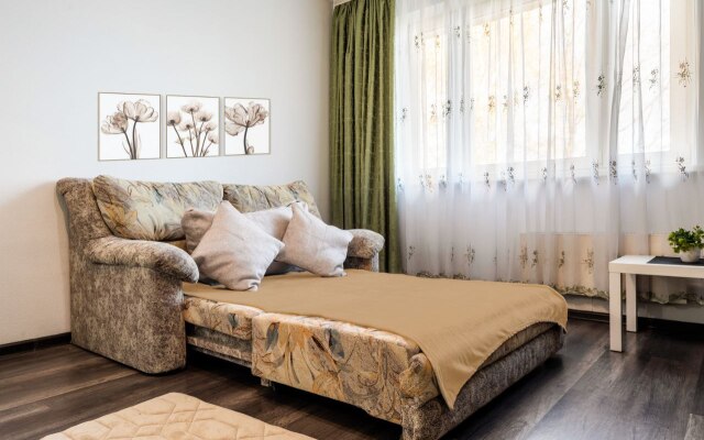 Улучшенные апартаменты Natali на метро Южная