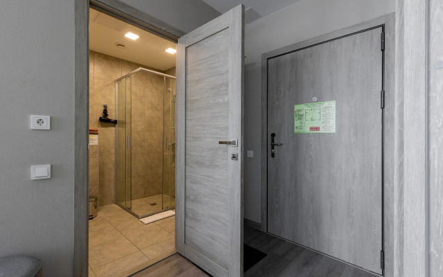 Na Prospekte Vitebskiy 101/1 Apartment