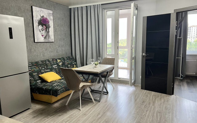 Sovremennaya U Morya Flat
