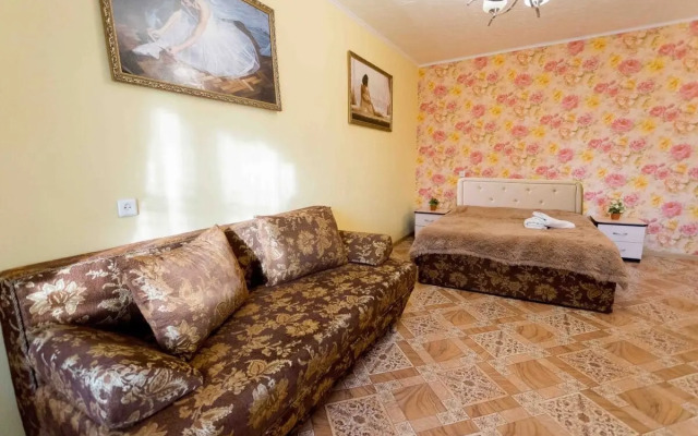 Квартира напротив ТИУ на 50 лет Октября 39