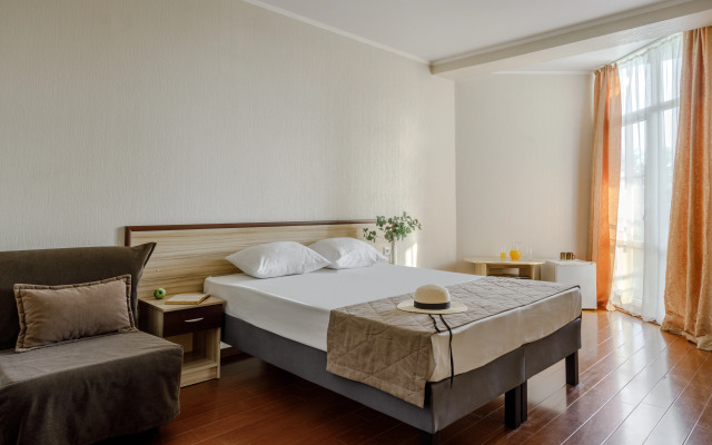 Relax Hotel