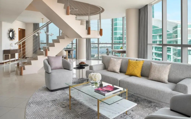 InterContinental Residence Suites Dubai Festival City Hotel