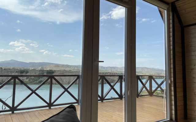 Частный Дом Домик у Реки