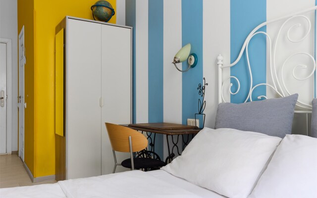 Soul Kitchen Living quarters