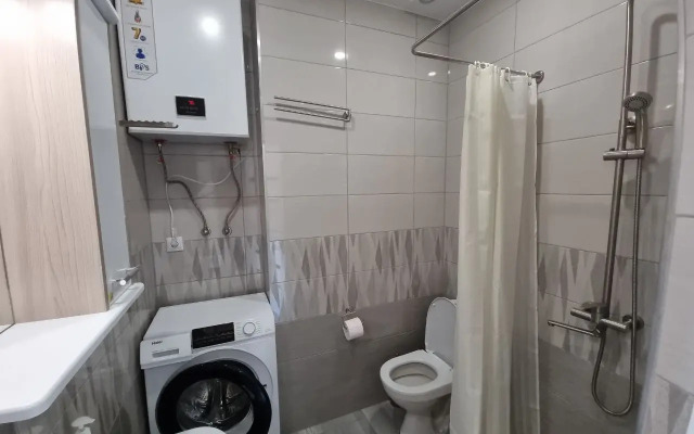 Studiya S Basseynom Zhk Morskoy Kvartal Flat