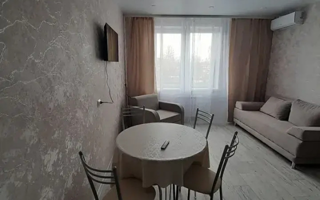 Квартира Уютная на улица 50-летия Победы 10