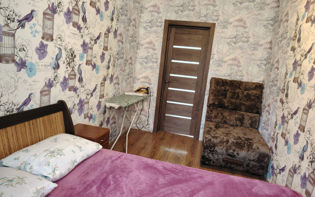 Квартира Трехкомнатная на Коммунистическом 35