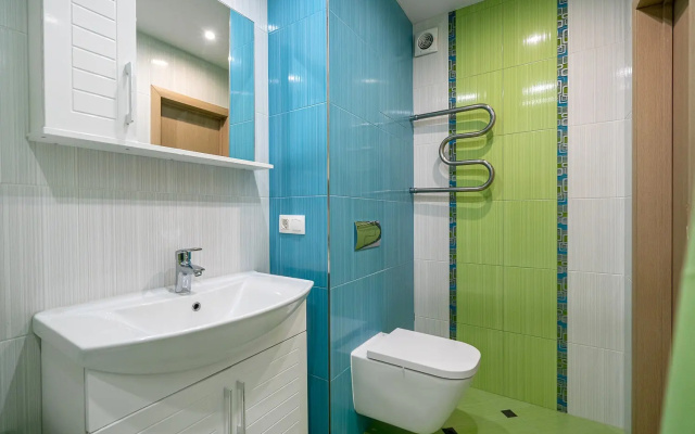 Apartamenty Ladgorna cetyrehkomnatnye  vozle TC Galerea