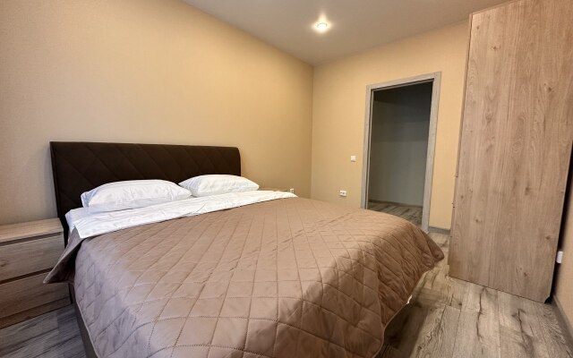 Pronina Aparts u Pionerskoy Apartamenty