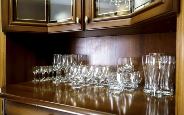 Living Quarters Elizaveta Na Ul.Ostrovskogo 25