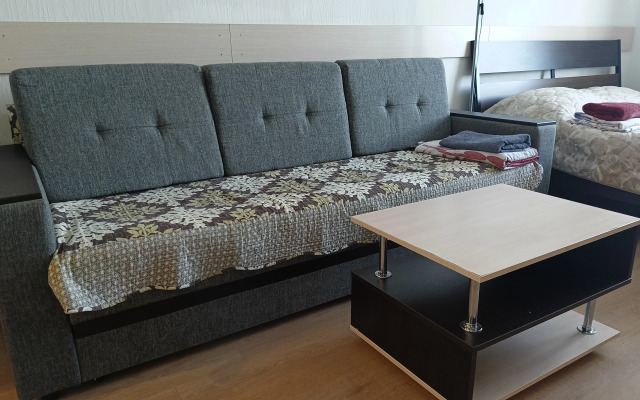 Апартаменты на Кольцово Бахчиванджи