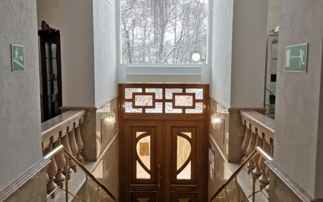 Отель Moskva