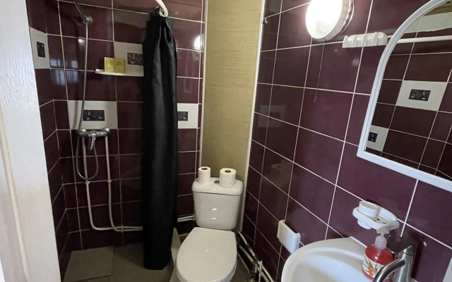 Mari-Mar Guest House
