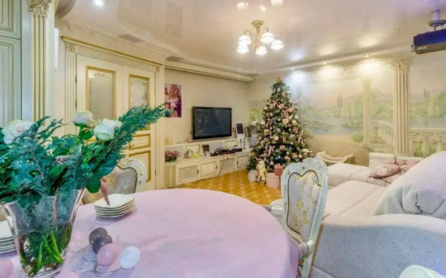 Roskoshnaya V Kaliningrade Flat